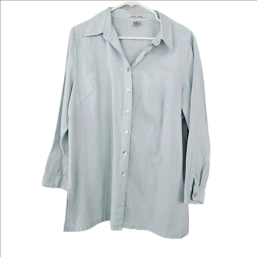 Edward...Woman Linen Top